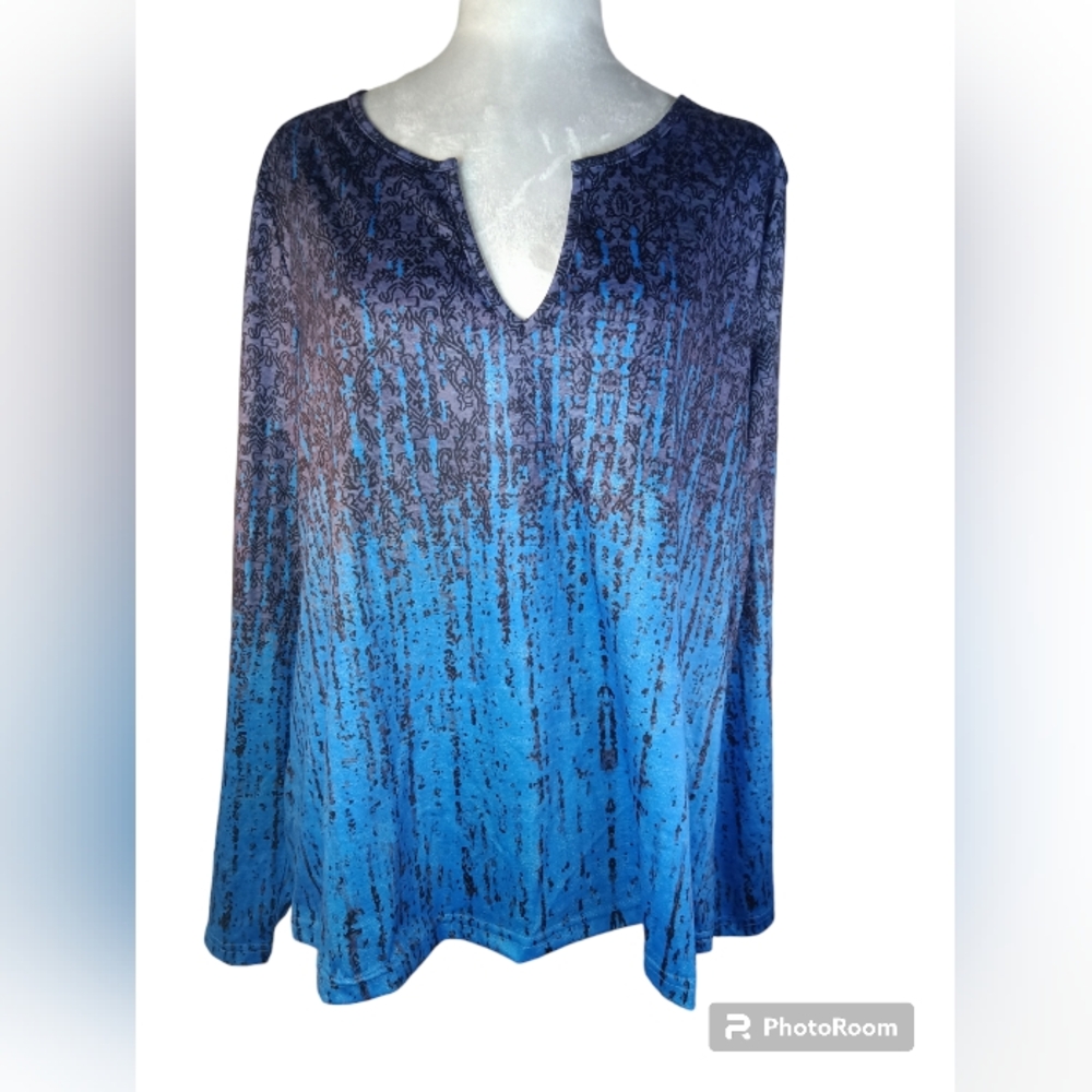 Noracora NWT Size Large Jersey Long Sleeve Top